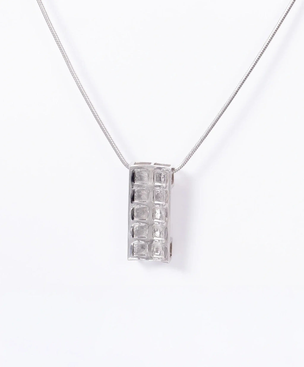 Kitthh Long Pendant