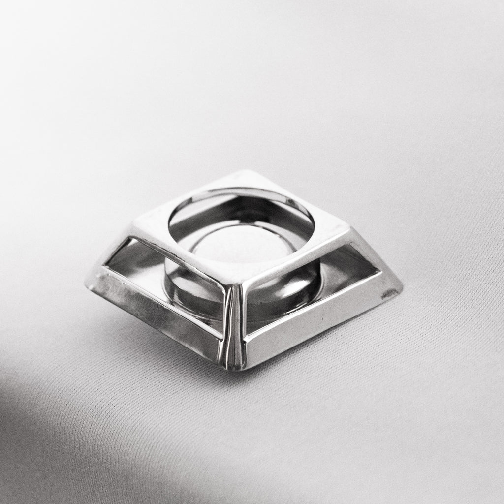 Objet d'art: A Diya