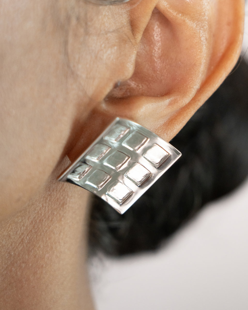 Kitthh Wide Studs