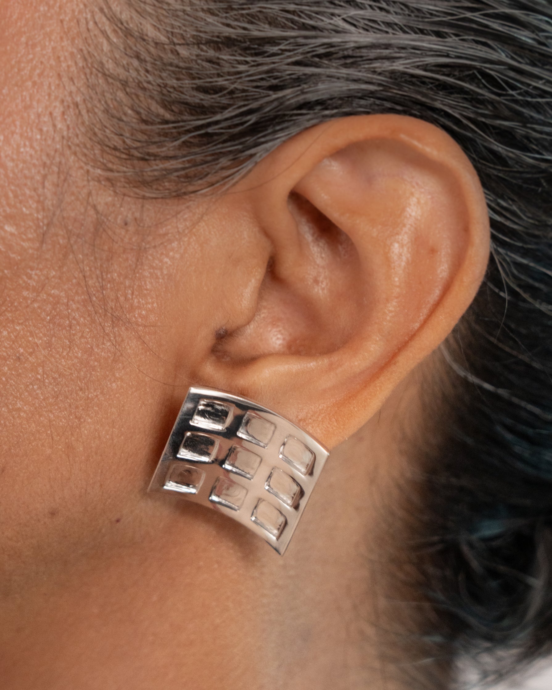 Kitthh Wide Studs