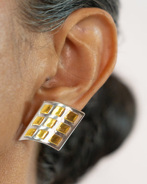 Kitthh Wide Studs