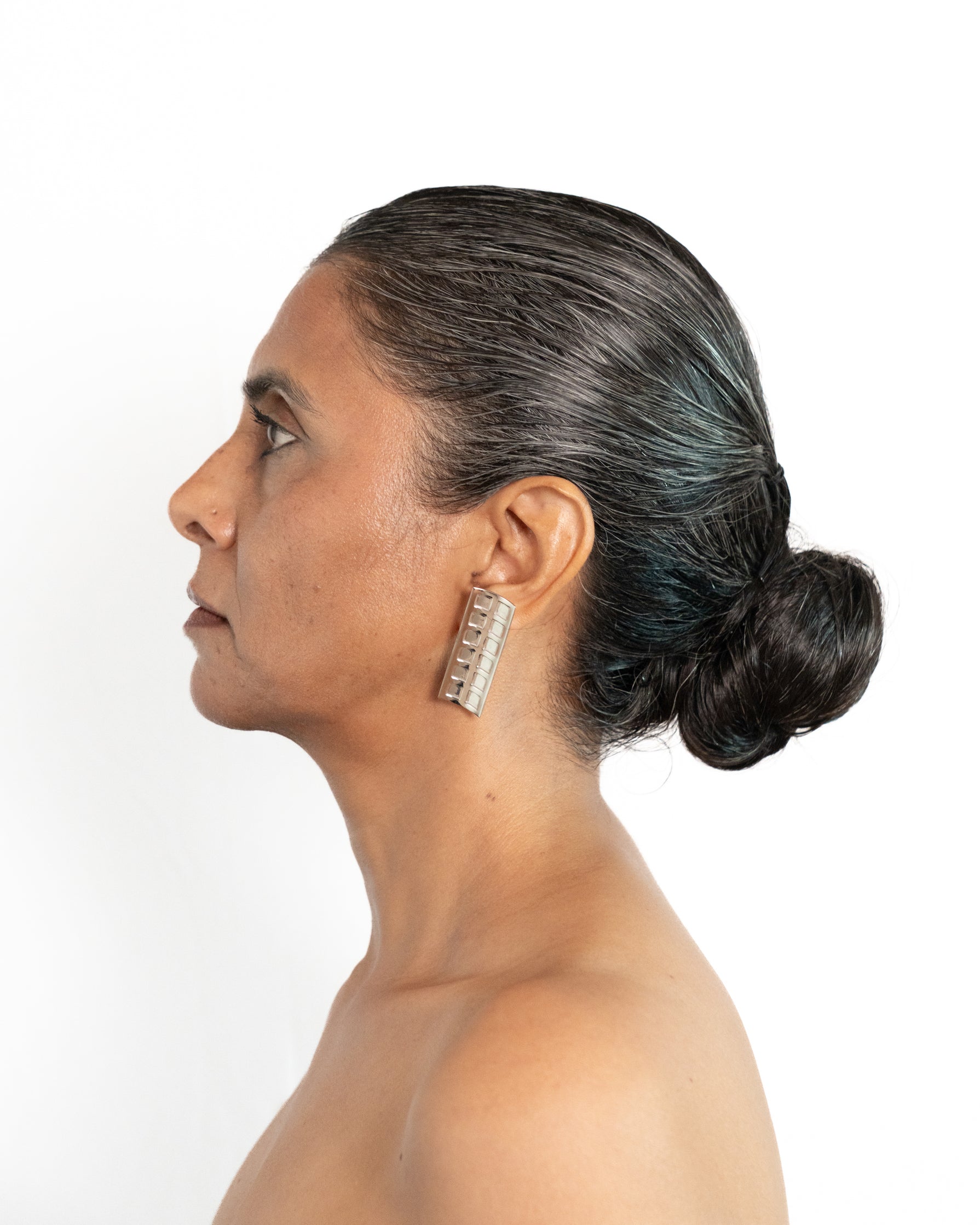 Kitthh Long Studs