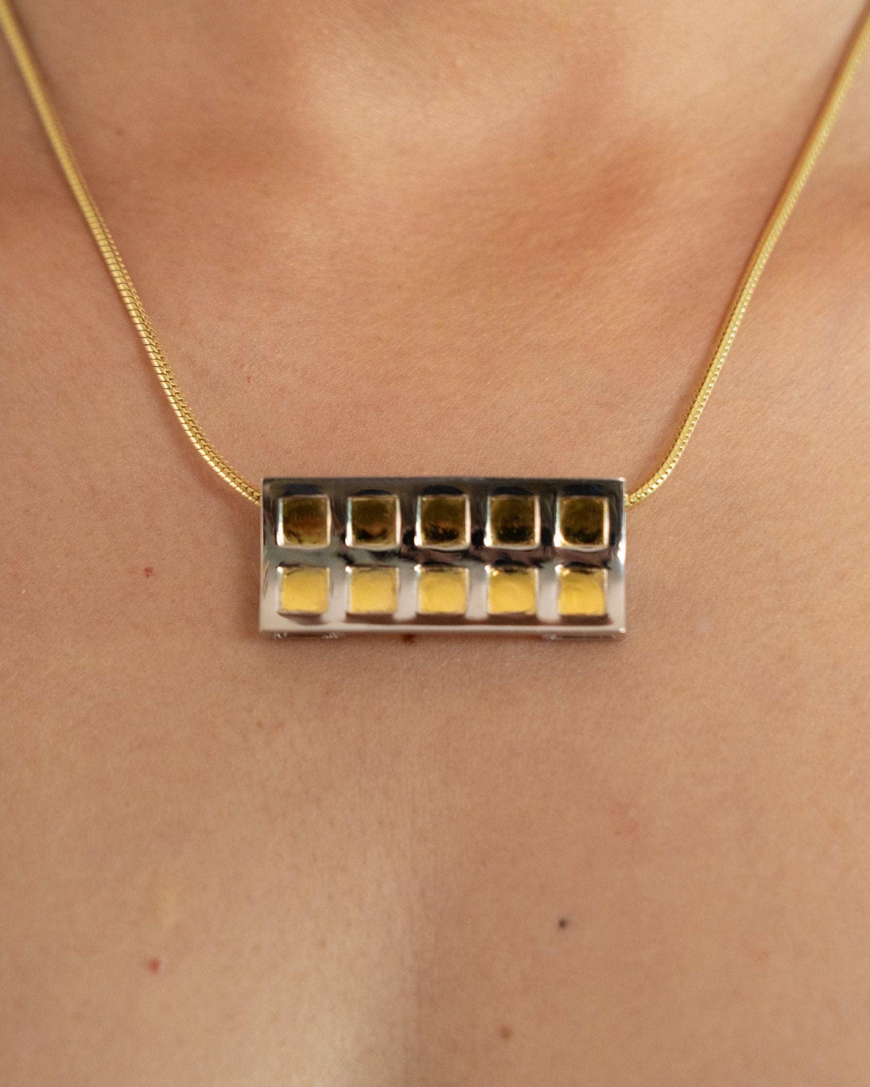 Kitthh Long Pendant