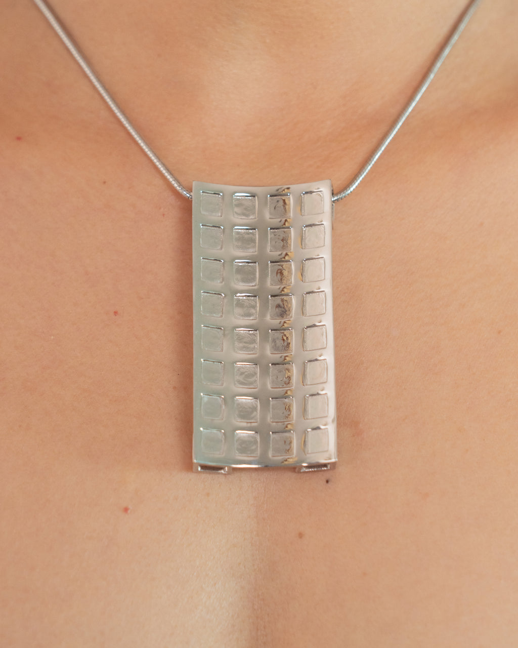 Kitthh Mega Pendant