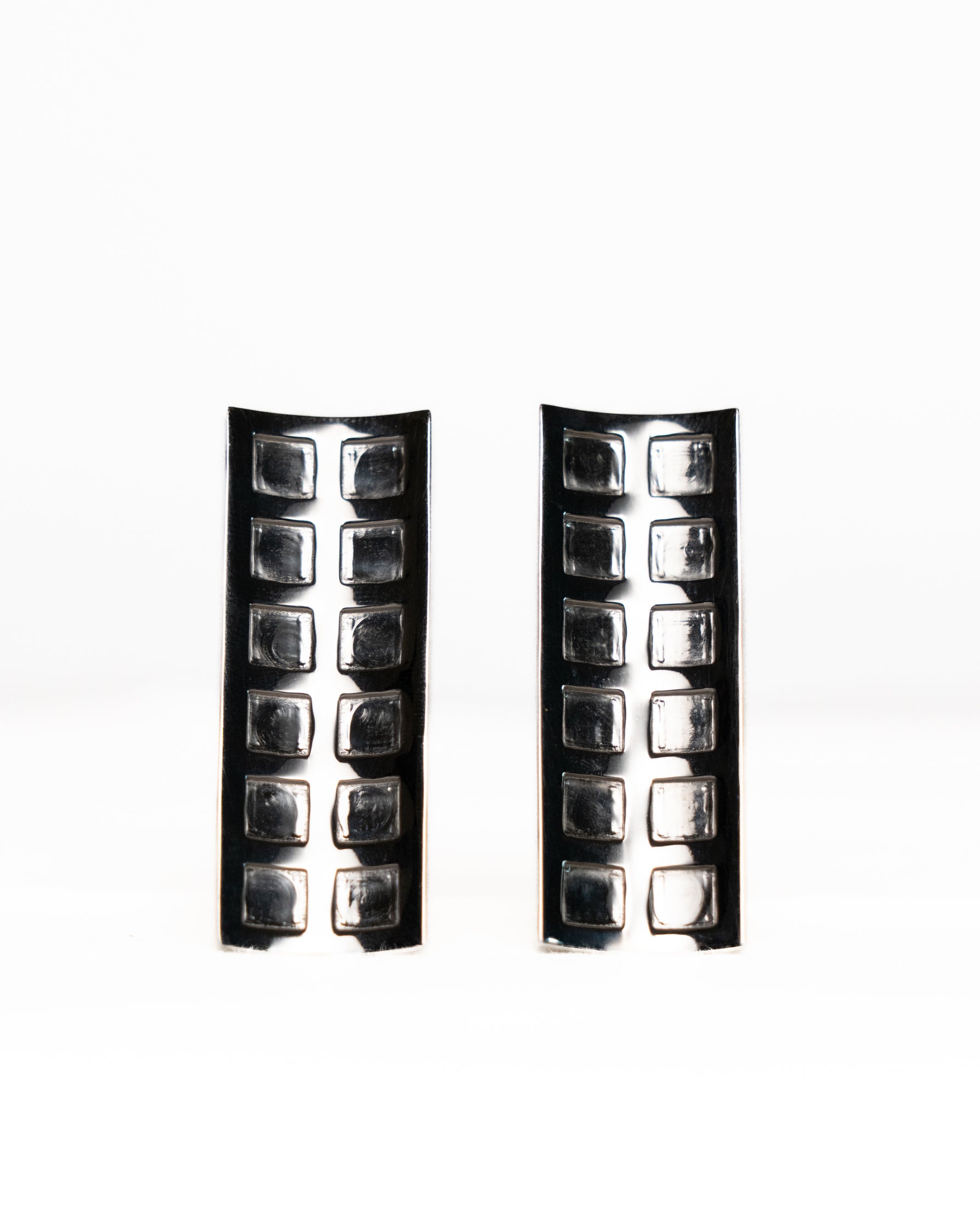 Kitthh Long Studs