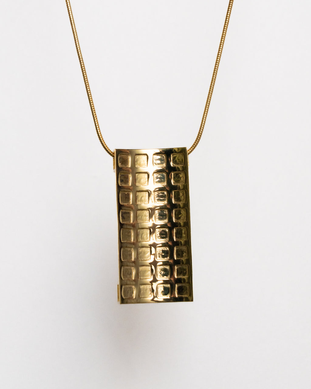 Kitthh Mega Pendant