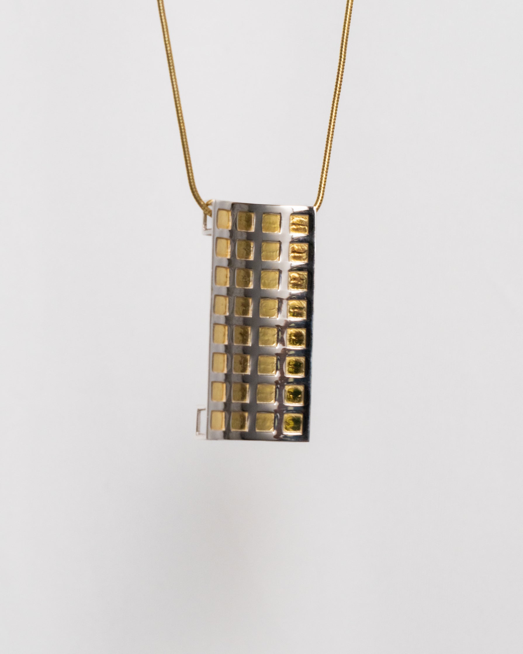Kitthh Mega Pendant