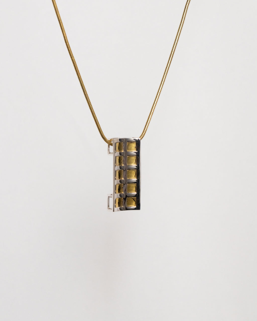 Kitthh Long Pendant