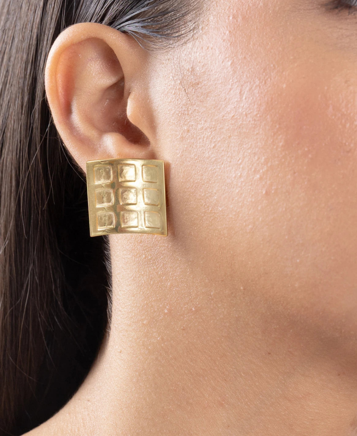 Kitthh Wide Studs