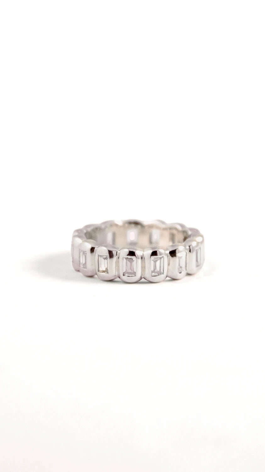 Biscuit Stacky Ring White